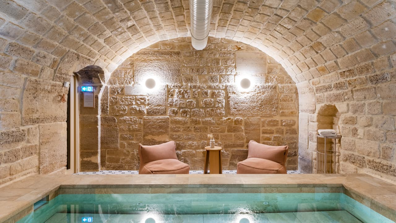 Le Petite hotel in paris, French Book Club Tour
